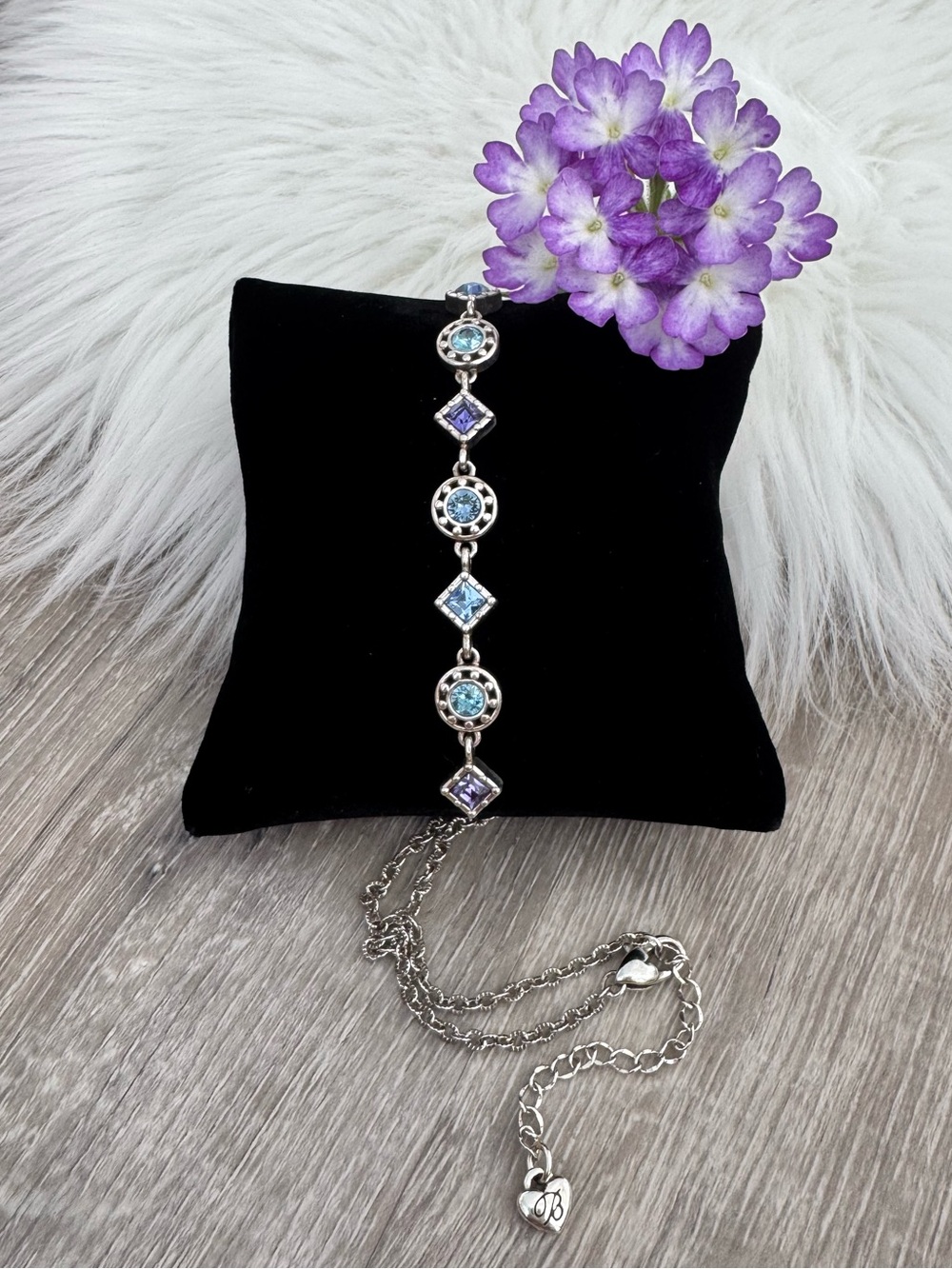 💙💜 BRIGHTON Halo Aurora Y Necklace
Silver-Tanzanite Blue/Purple Crystals